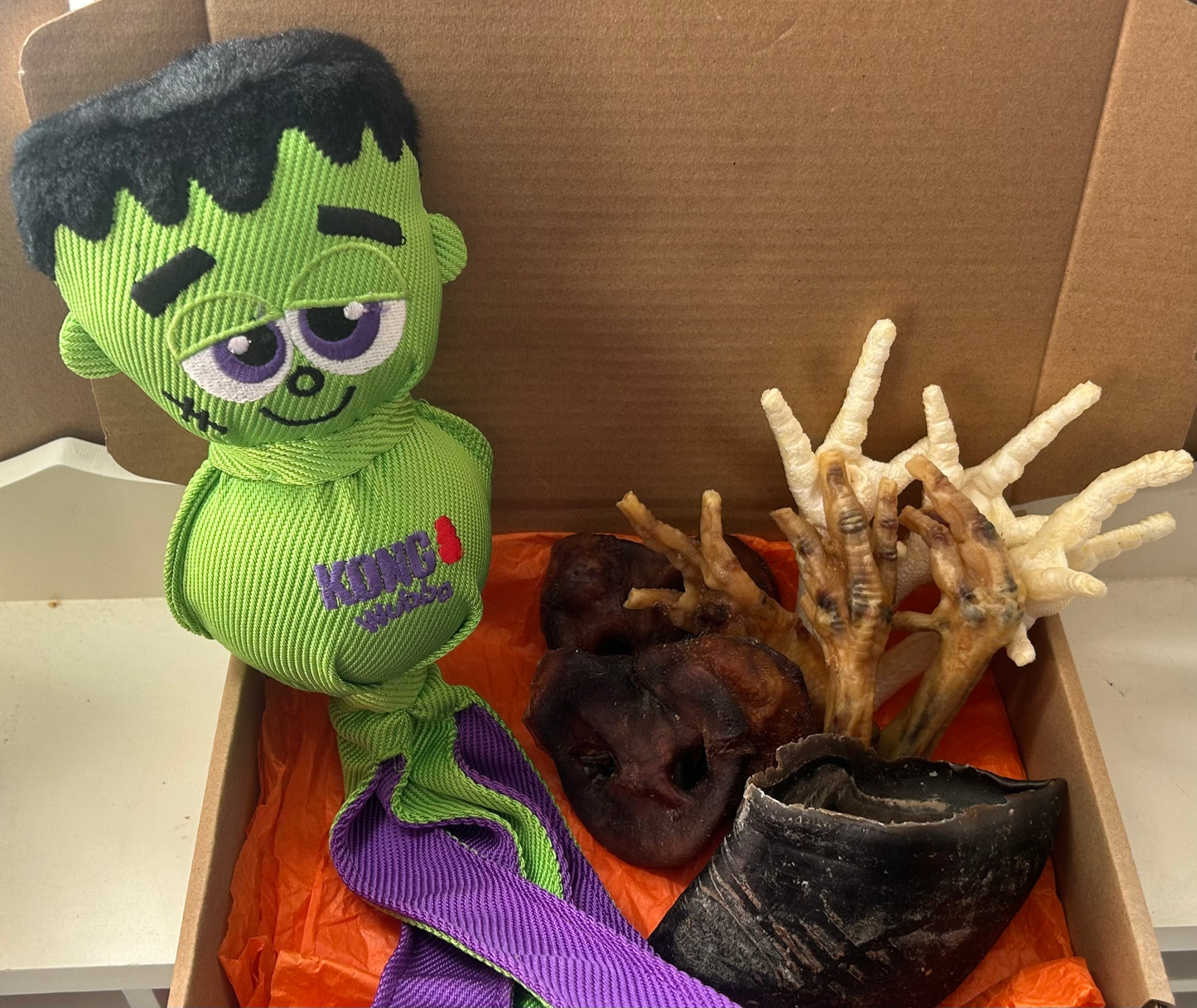 £12 Halloween Box