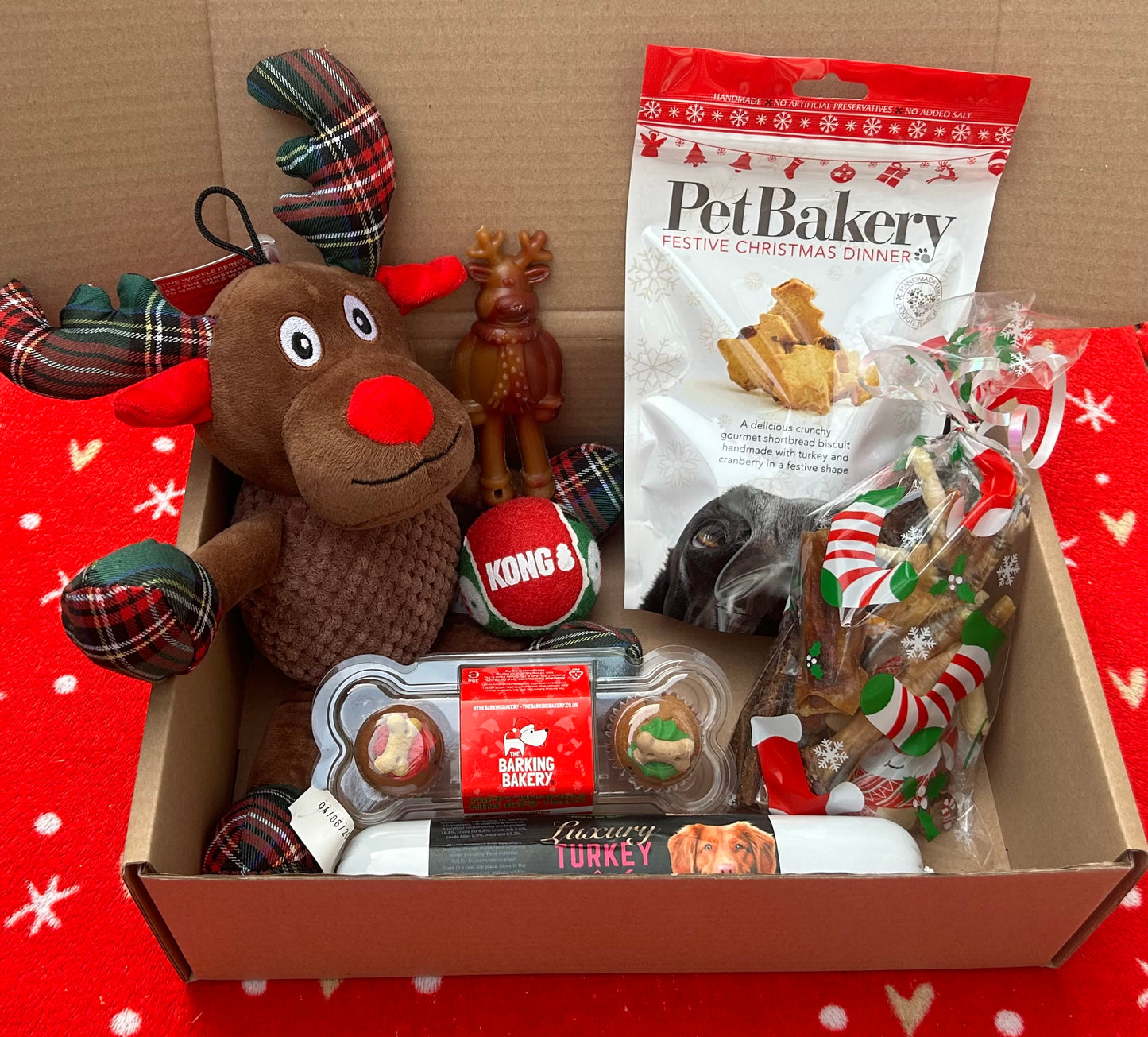 £22 CHRISTMAS BOX (PRE ORDER WILL BE POSTED ON THE 1/11)